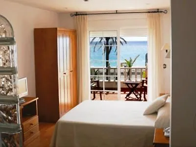 Hotel Donde Caparrós 2*